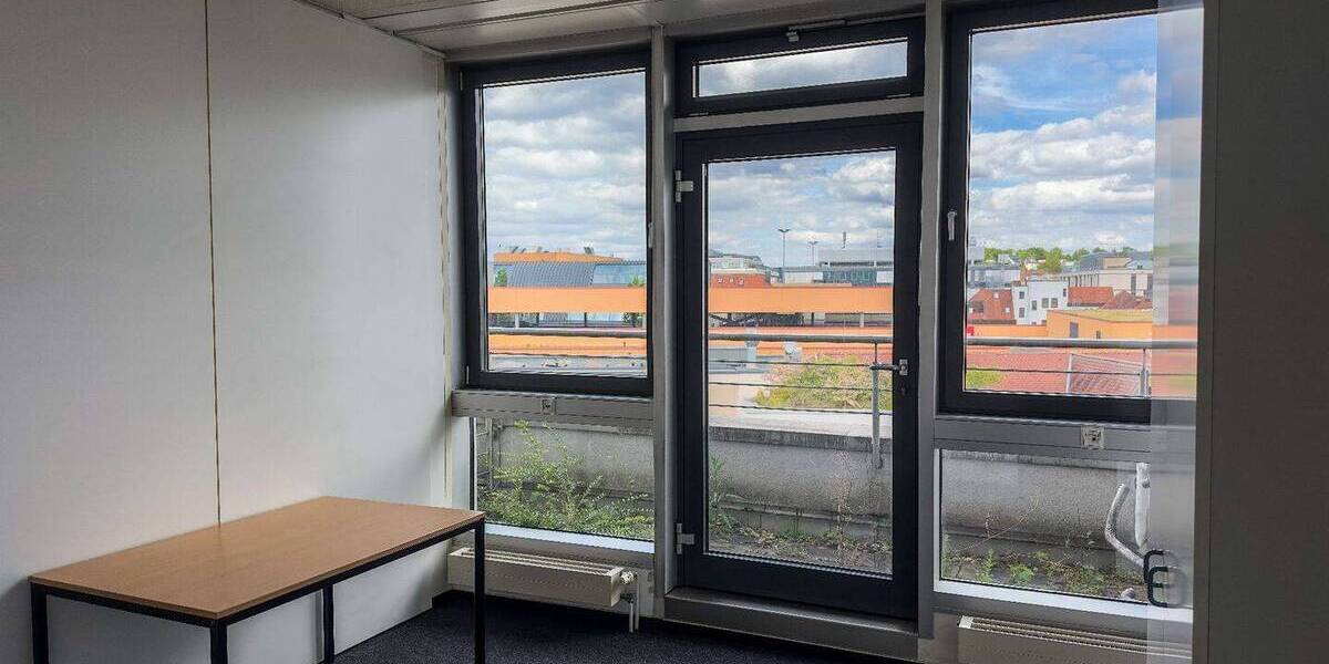 Gewerbeobjekt Böblingen - 5.200&euro; | Angebot:25774875