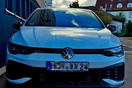 VW Golf 62.000 km 30.000 &euro; Hechingen 72379