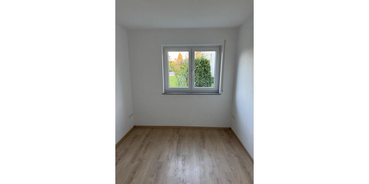 Etagenwohnung Rottenburg am Neckar - 3 Zimmer, 85 m&sup2;, 1.050&euro; | Angebot:26045313