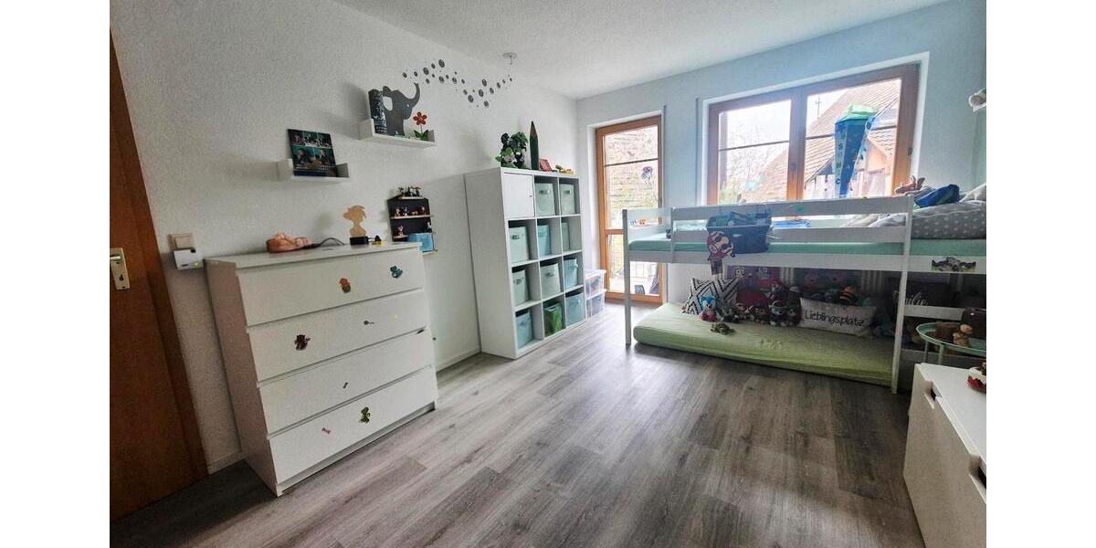 Etagenwohnung Rottenburg am Neckar - 4.5 Zimmer, 116 m&sup2;, 409.000&euro; | Angebot:26975459