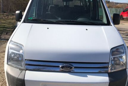 Ford Tourneo Connect 129.631 km 6.900 &euro; Ofterdingen 72131