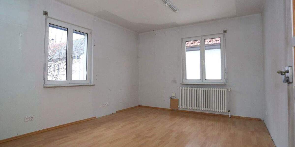 Doppelhaushälfte Reutlingen Voller Brunnen - 5 Zimmer, 95 m&sup2;, 380.000&euro; | Angebot:25782139
