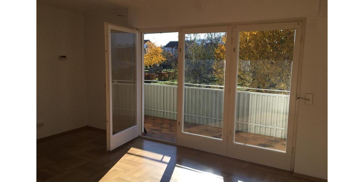 Etagenwohnung Ofterdingen - 4 Zimmer, 95 m&sup2;, 750&euro; | Angebot:25919110