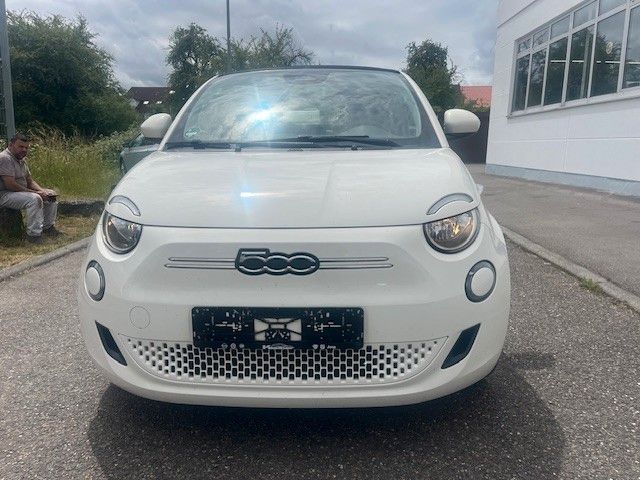 Fiat 500e 77.097 km 12.950 &euro; Sindelfingen 71069