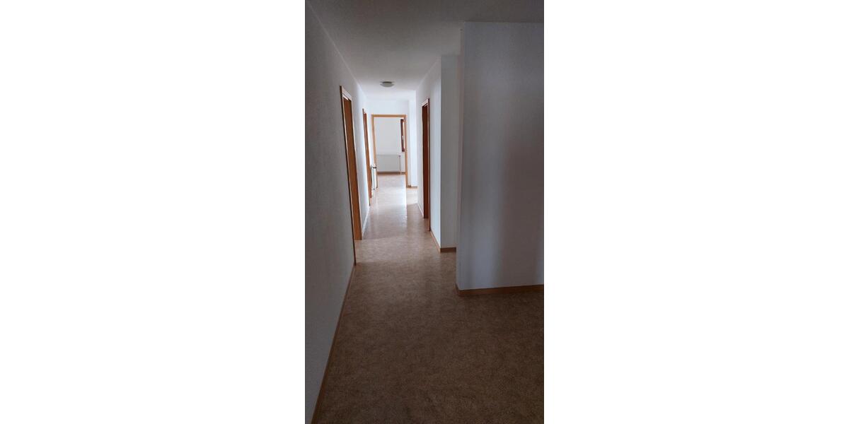 Dachgeschoßwohnung Trochtelfingen - 4 Zimmer, 98 m&sup2;, 580&euro; | Angebot:24756263