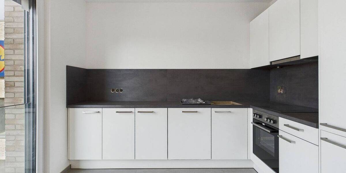 Etagenwohnung Sindelfingen Ost - 2 Zimmer, 73 m&sup2;, 1.360&euro; | Angebot:25669825