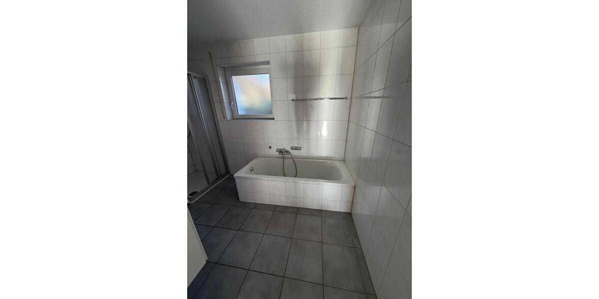 Doppelhaushälfte Herrenberg - 7 Zimmer, 156 m&sup2;, 2.280&euro; | Angebot:25818930