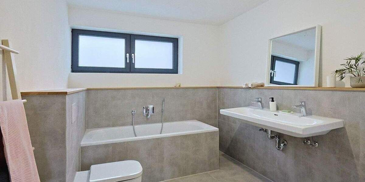 Etagenwohnung Filderstadt Plattenhardt - 4 Zimmer, 125 m&sup2;, 686.000&euro; | Angebot:25682088