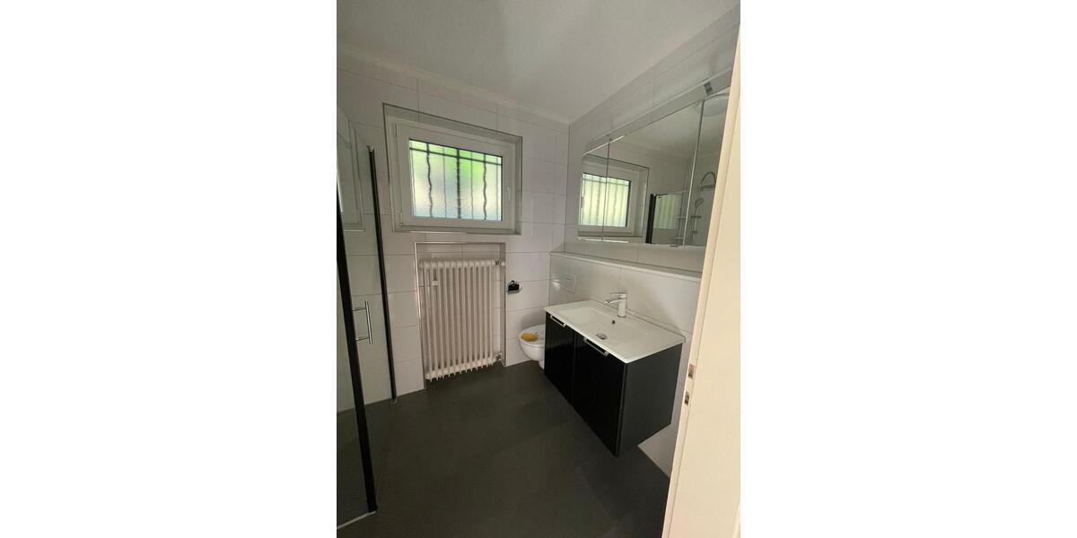 Etagenwohnung Münsingen - 3 Zimmer, 95 m&sup2;, 1.200&euro; | Angebot:26025537