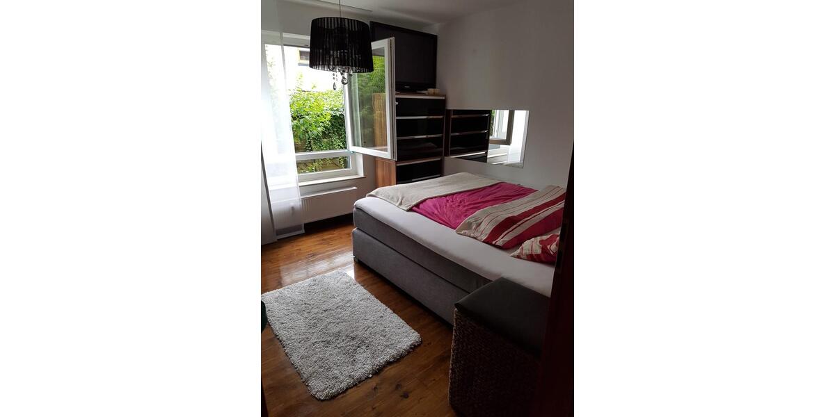 Terrassenwohnung Pfullingen - 2 Zimmer, 62 m&sup2;, 250.000&euro; | Angebot:25395711