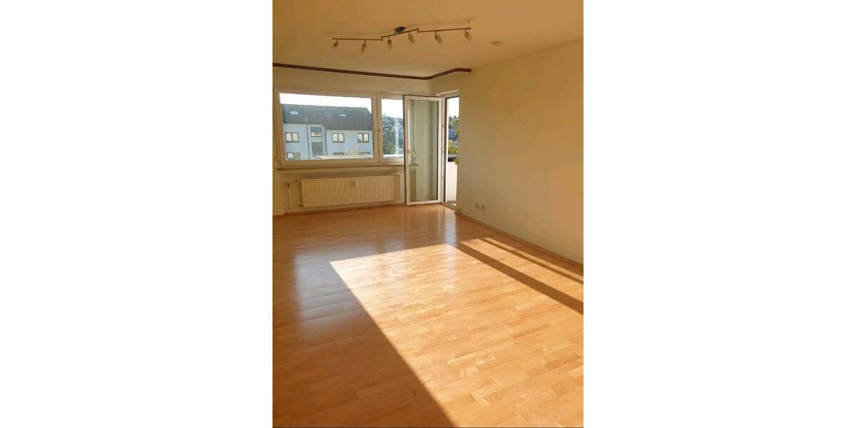 Etagenwohnung Eningen unter Achalm - 3 Zimmer, 74 m&sup2;, 260.000&euro; | Angebot:25080482