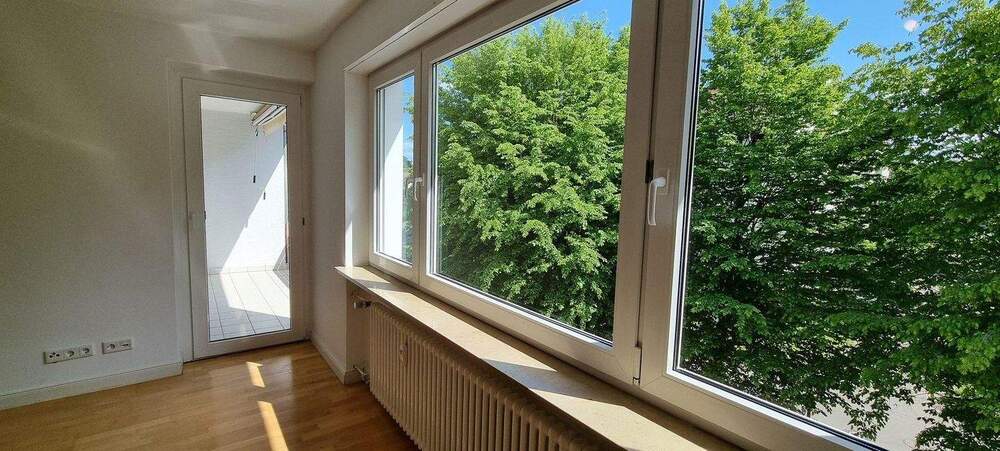 Etagenwohnung Böblingen Böblingen (Stadt) - 3 Zimmer, 77 m&sup2;, 295.000&euro; | Angebot:25805871