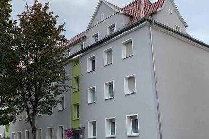 Wohnung Esslingen am Neckar - 3 Zimmer, 79 m&sup2;, 956&euro; | Angebot:25304437