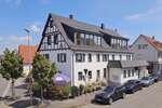 „Haus auf dem Haus“ – gesamtes Dachgeschoss mit kompletter Bühne und außergewöhnlichem Ausbaupotenzi - Dachgeschoßwohnung Weilheim an der Teck | Angebot:27532420