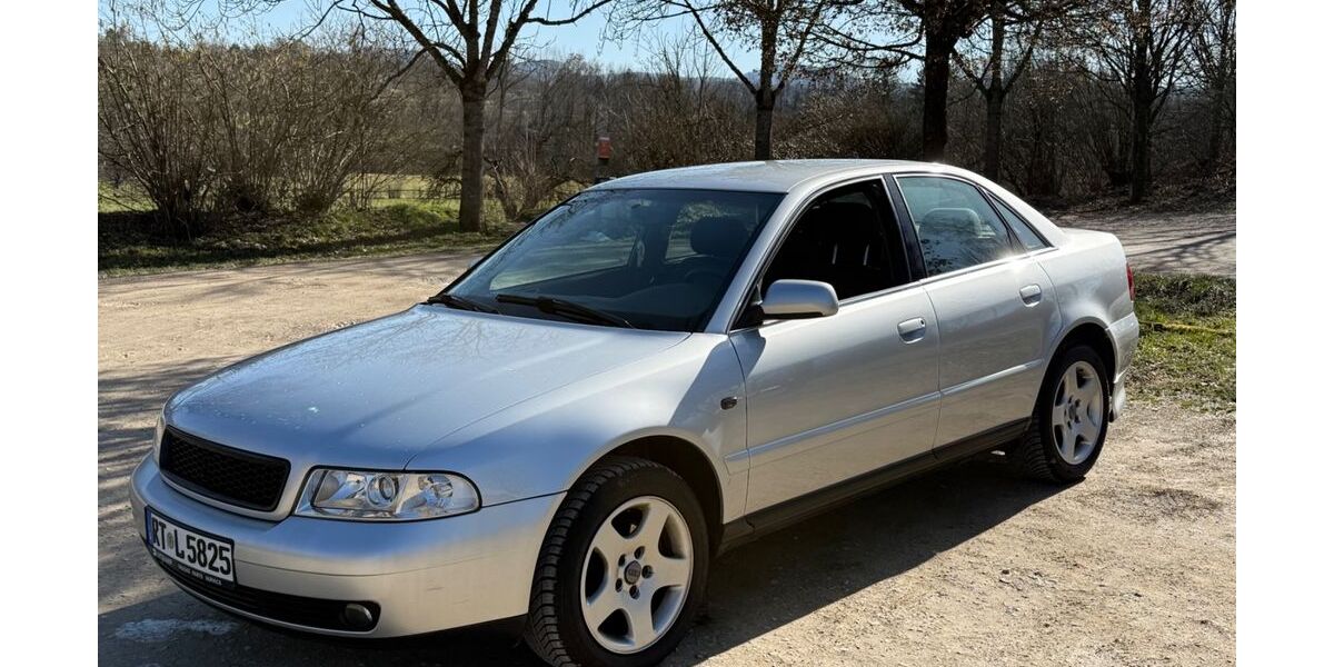 Audi A4 99.000 km 2.600 &euro; Pfullingen 72793