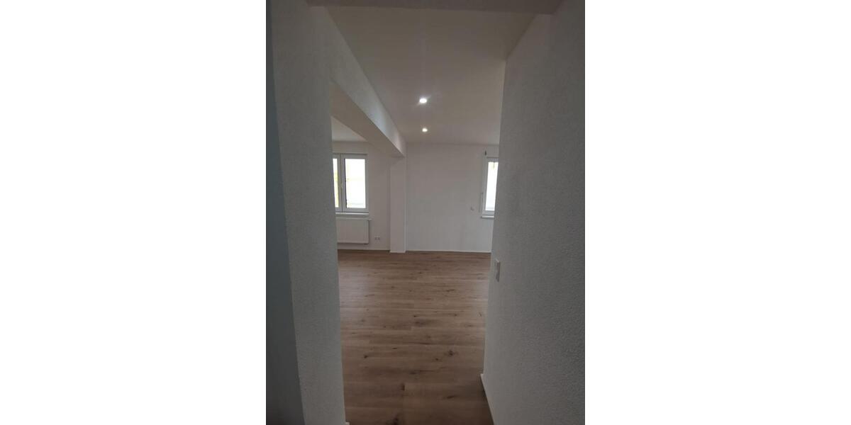 Etagenwohnung Bodelshausen - 3 Zimmer, 75 m&sup2;, 970&euro; | Angebot:26022403