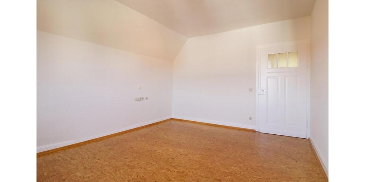 Dachgeschoßwohnung Münsingen - 4 Zimmer, 90 m&sup2;, 720&euro; | Angebot:26088234