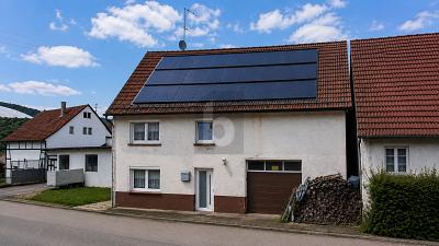 FÜR ANPACKER: HANDWERKEROBJEKT MIT PV-ANLAGE - Haus Burladingen | Angebot:27019968