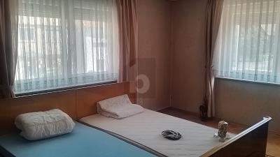 RAUMWUNDER FÜR BERUF UND GROßFAMILIEN - Mehrfamilienhaus, Wohnhaus Bisingen | Angebot:27095200