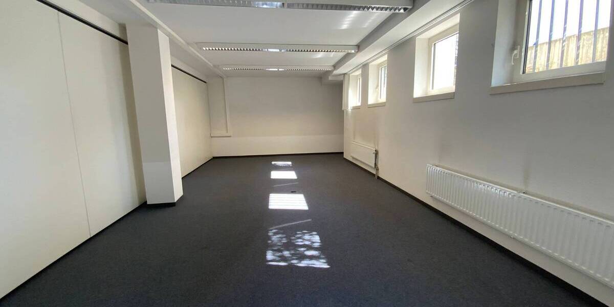 Gewerbeobjekt Sindelfingen Mitte - 18.960&euro; | Angebot:25704212