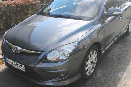 Hyundai i30 208.000 km 3.400 &euro; Reutlingen 72770