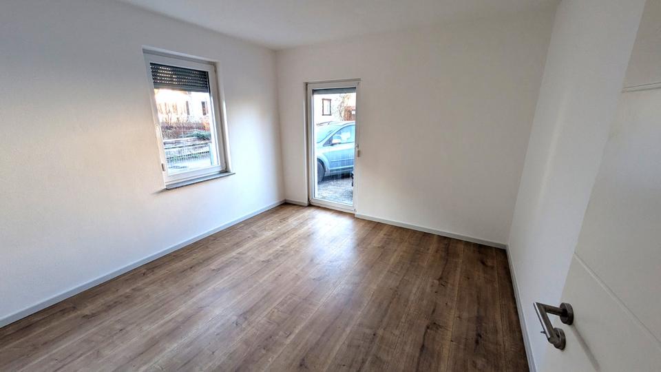 Erdgeschoßwohnung Hechingen - 4.5 Zimmer, 140 m&sup2;, 1.250&euro; | Angebot:27544032