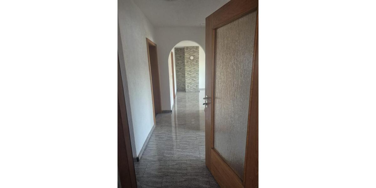 Einfamilienhaus Rangendingen - 7 Zimmer, 180 m&sup2;, 400.000&euro; | Angebot:25865451