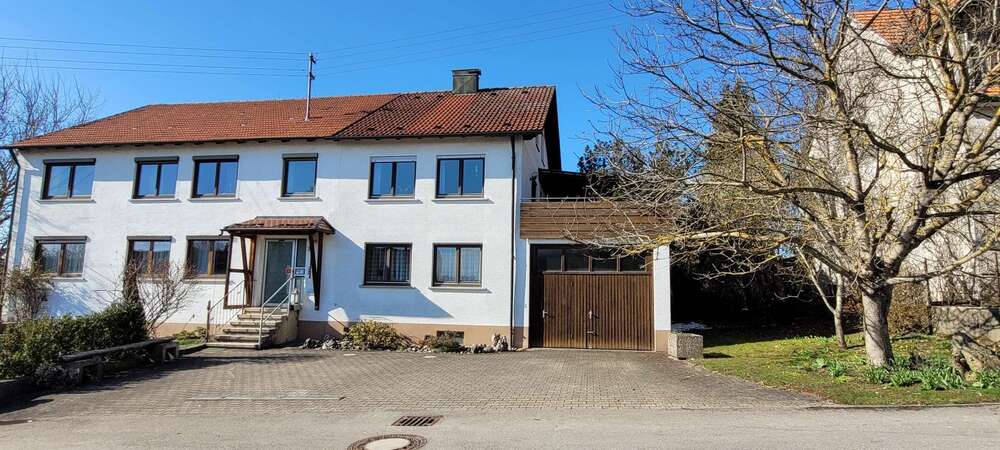 Einfamilienhaus Würtingen - 12 Zimmer, 263 m&sup2;, 460.000&euro; | Angebot:26032607