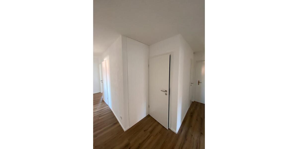 Etagenwohnung Gäufelden - 4.5 Zimmer, 85 m&sup2;, 297.000&euro; | Angebot:25420835