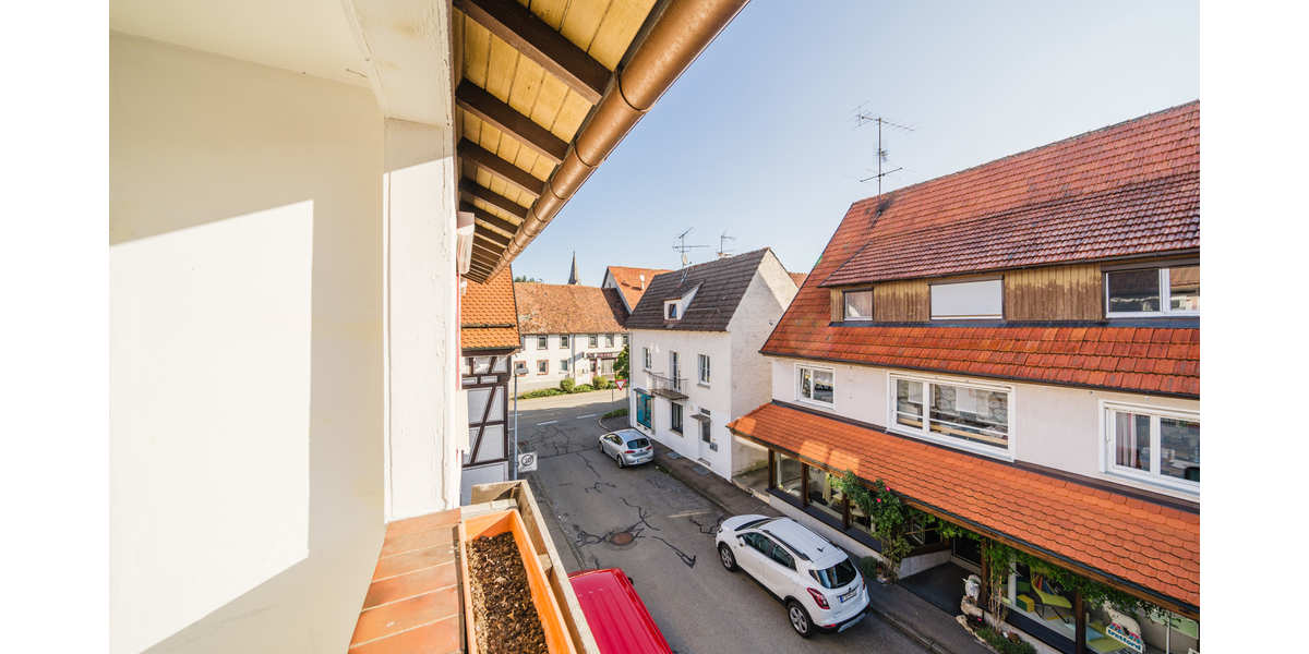 Wohn- und Geschäftshaus in der Münsinger Innenstadt - 3 Wohnungen und 1 Gewerbeeinheit - Wohn- & Geschäftshaus Münsingen | Angebot:18220329