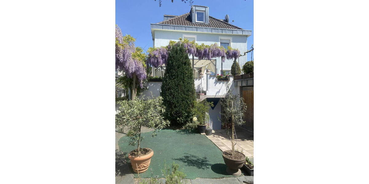 Mehrfamilienhaus, Wohnhaus Ostfildern- Nellingen Nellingen - 6 Zimmer, 159 m&sup2;, 775.000&euro; | Angebot:26450874