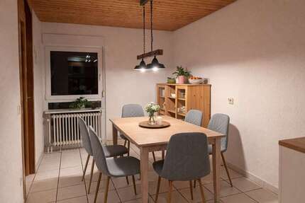 Wohnung Rottenburg - 3 Zimmer, 90 m&sup2;, 1.100&euro; | Angebot:24990380