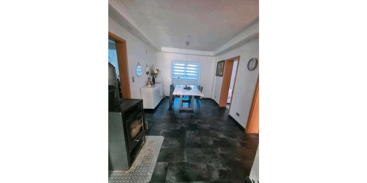 Etagenwohnung Burladingen - 4 Zimmer, 115 m&sup2;, 850&euro; | Angebot:25626367