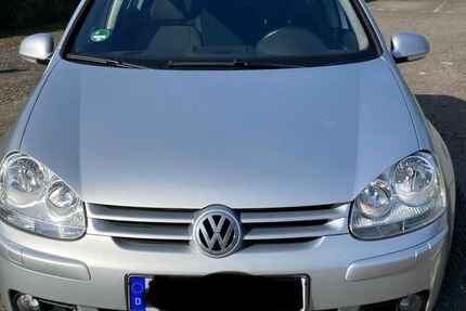 VW Golf 87.000 km 5.000 &euro; Tübingen 72070