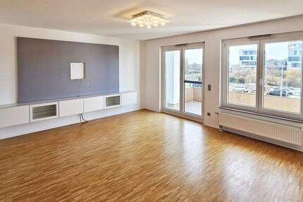 Haus Holzgerlingen - 4 Zimmer, 142 m&sup2;, 1.600&euro; | Angebot:25682070