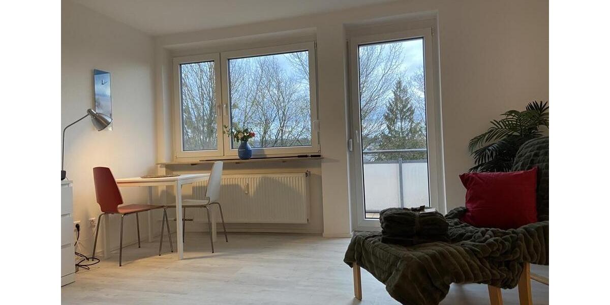 Dachgeschoßwohnung Sindelfingen Sindelfingen (Stadt) - 2 Zimmer, 50 m&sup2;, 1.100&euro; | Angebot:26660012