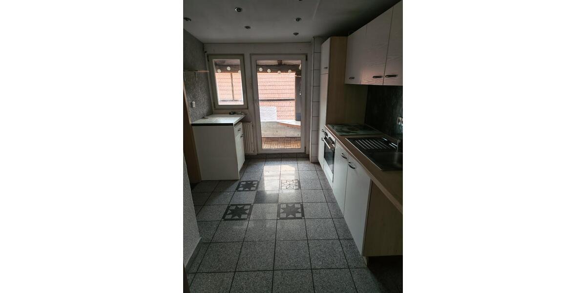 Dachgeschoßwohnung Burladingen - 3 Zimmer, 88 m&sup2;, 580&euro; | Angebot:25843397