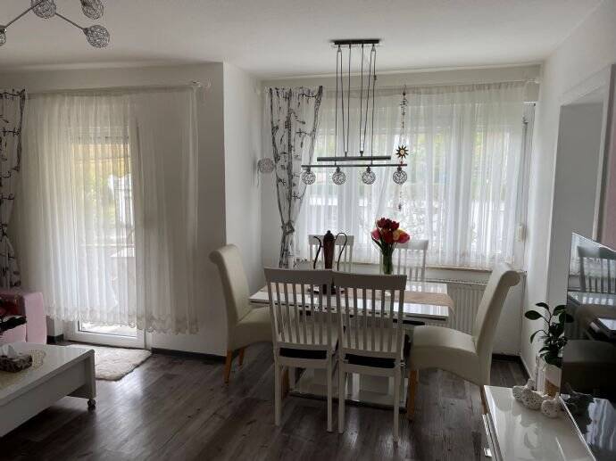 Etagenwohnung Nürtingen Oberensingen - 4 Zimmer, 90 m&sup2;, 299.000&euro; | Angebot:25773635