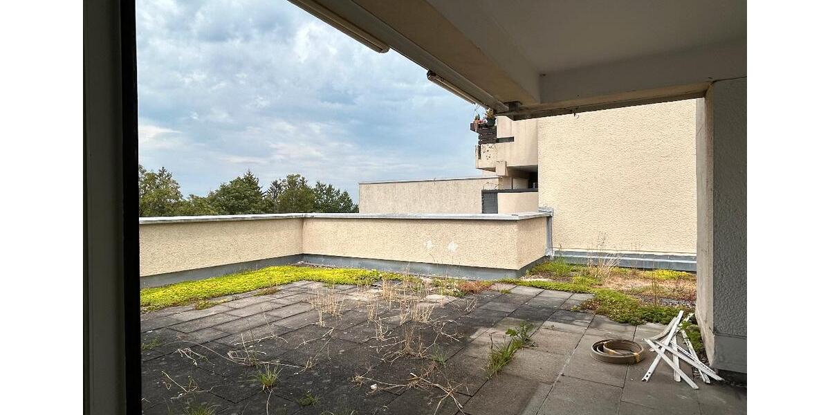Dachgeschoßwohnung Esslingen am Neckar Pliensauvorstadt - 2 Zimmer, 74 m&sup2;, 831&euro; | Angebot:26372730