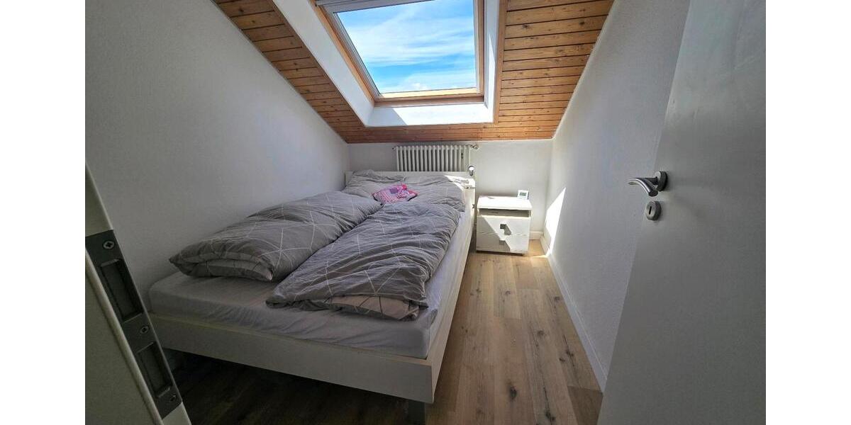 Dachgeschoßwohnung Tübingen Derendingen - 2 Zimmer, 50 m&sup2;, 1.150&euro; | Angebot:26619556