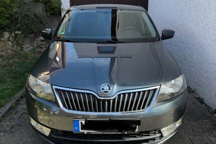 Skoda Rapid 148.000 km 8.700 &euro; Neidlingen 73272