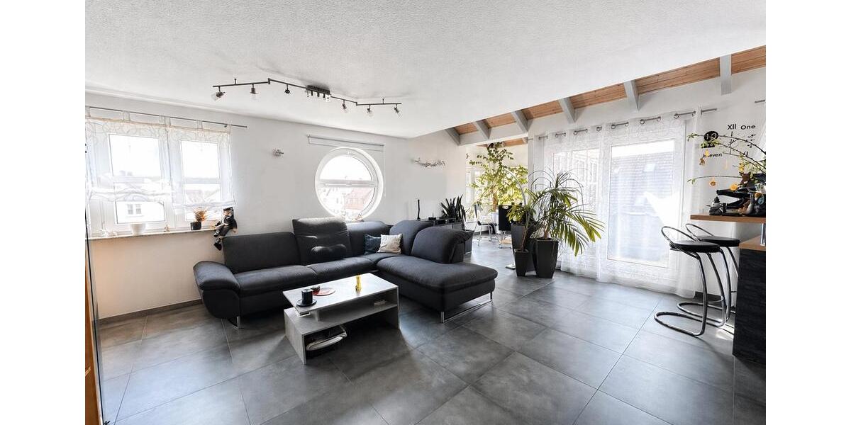 Dachgeschoßwohnung Filderstadt - 4.5 Zimmer, 127 m&sup2;, 498.000&euro; | Angebot:26757861