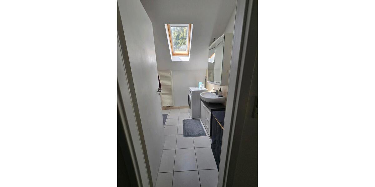 Dachgeschoßwohnung Tübingen Derendingen - 2 Zimmer, 50 m&sup2;, 1.150&euro; | Angebot:26619556