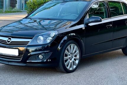 Opel Astra 97.148 km 4.890 &euro; Esslingen 73734
