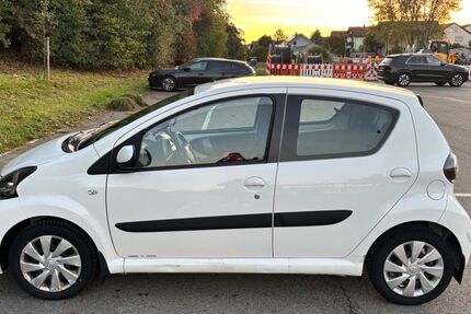 Toyota Aygo (X) 83.000 km 3.400 &euro; Nufringen 71154