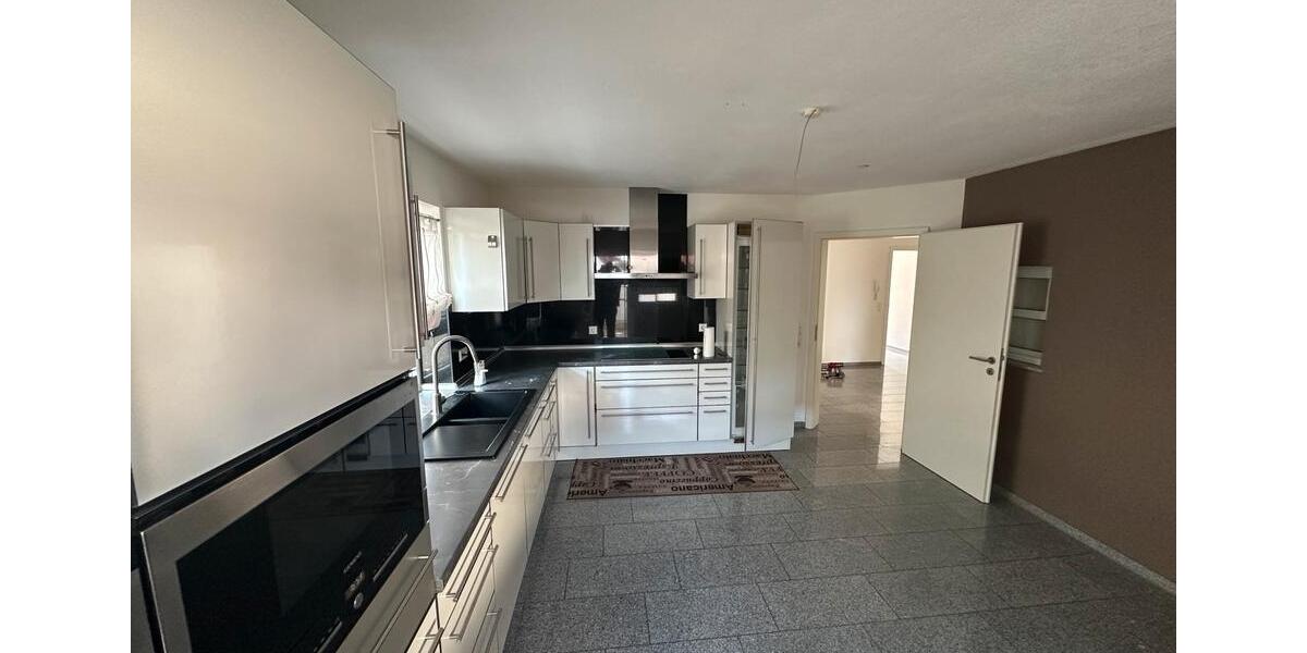 Maisonettenwohnung Herrenberg - 7 Zimmer, 157 m&sup2;, 580.000&euro; | Angebot:26987265