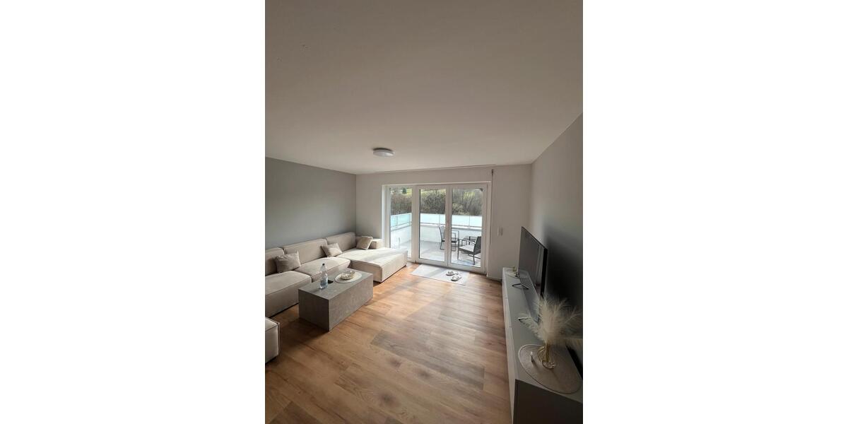 Etagenwohnung Weil Im Schönbuch - 2.5 Zimmer, 63 m&sup2;, 1.160&euro; | Angebot:26022111