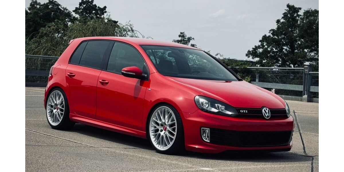 VW Golf 98.856 km 15.199 &euro; Leinfelden-Echterdingen 70771