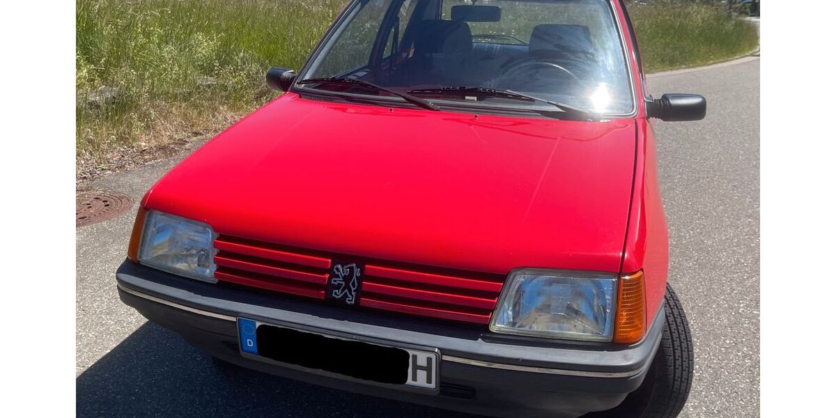 Peugeot 205 75.000 km 4.499 &euro; Gärtringen 71116