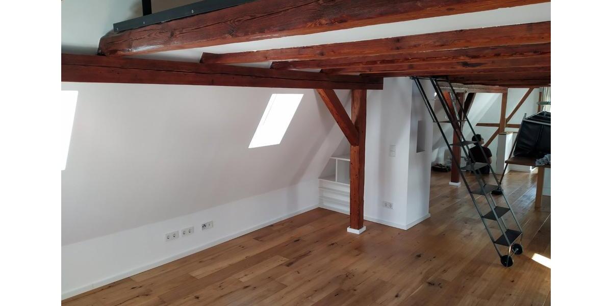 Dachgeschoßwohnung Esslingen am Neckar - 1 Zimmer, 50 m&sup2;, 750&euro; | Angebot:26694108